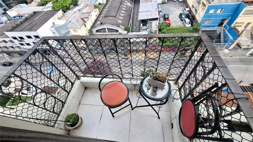 APARTAMENTO em SANTANA