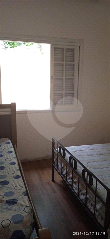 Casa em condomínio  fechado