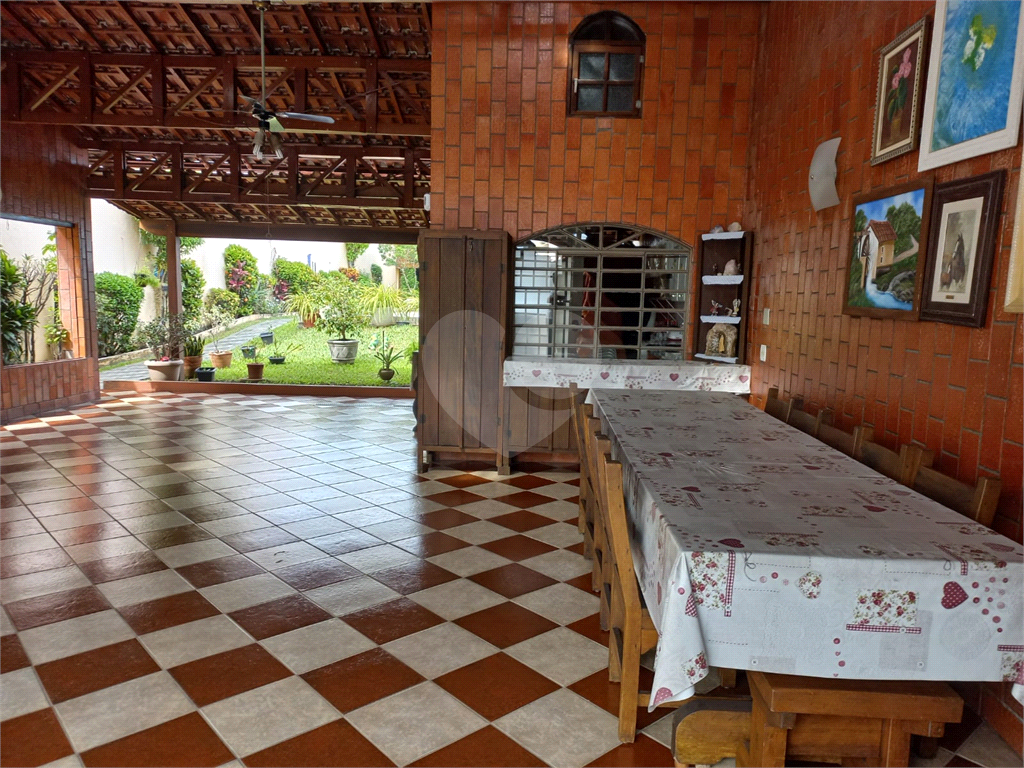 Vila Galvão Guarulhos Casa de Alto Padrão a venda com terreno de 500 m² aceita 30% em Permuta!!