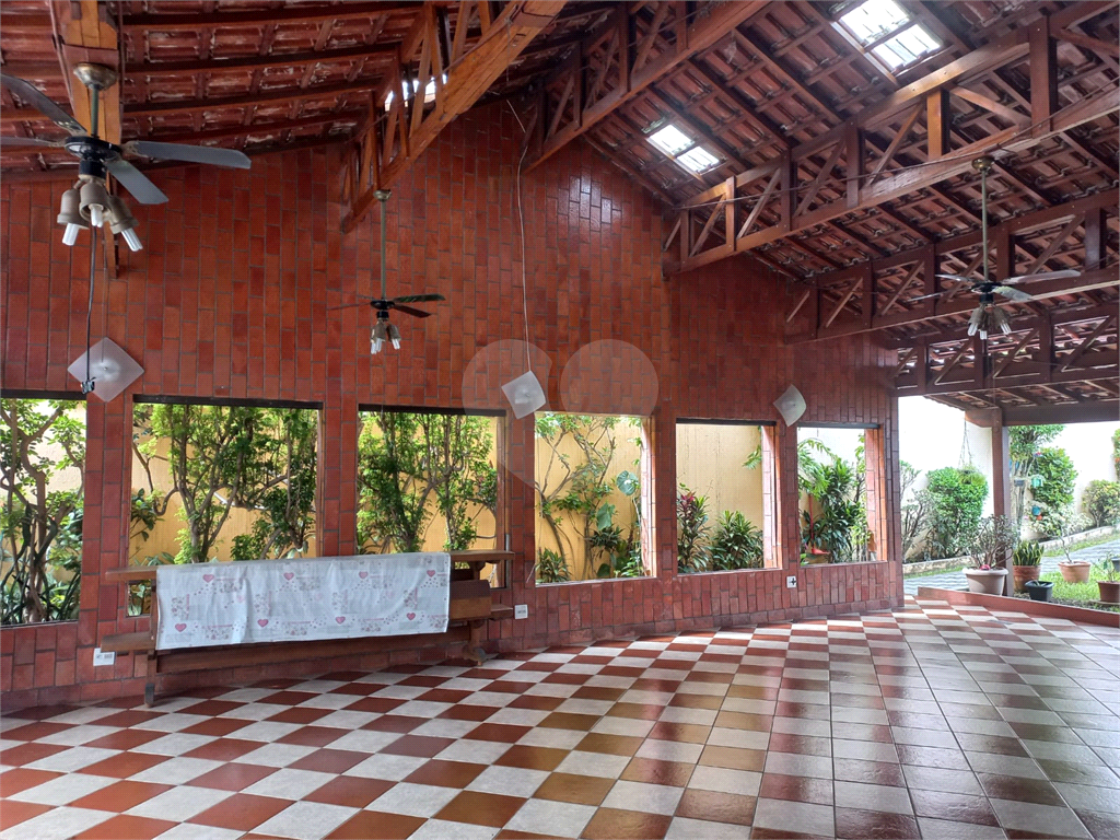 Vila Galvão Guarulhos Casa de Alto Padrão a venda com terreno de 500 m² aceita 30% em Permuta!!