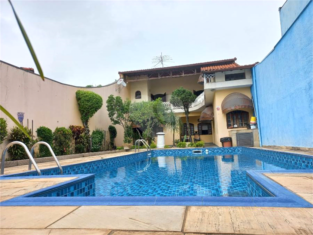 Vila Galvão Guarulhos Casa de Alto Padrão a venda com terreno de 500 m² aceita 30% em Permuta!!