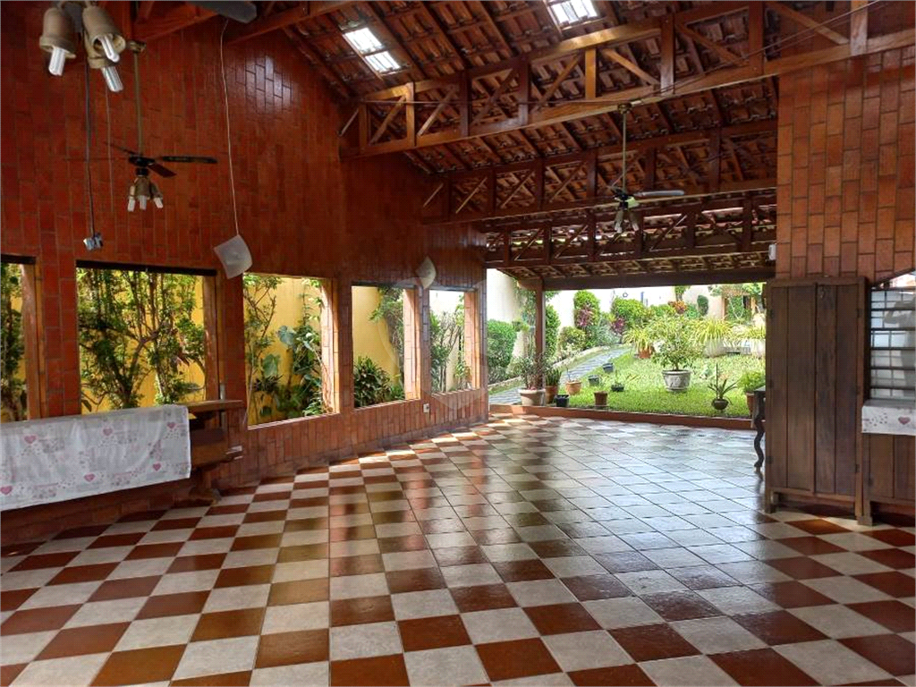Vila Galvão Guarulhos Casa de Alto Padrão a venda com terreno de 500 m² aceita 30% em Permuta!!
