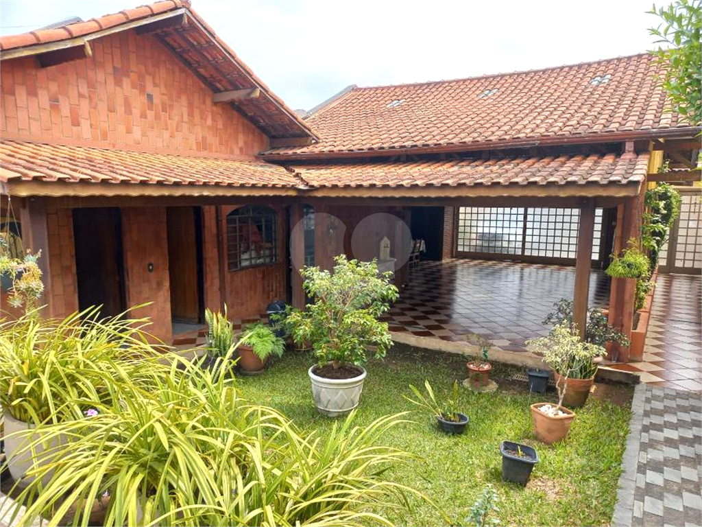 Vila Galvão Guarulhos Casa de Alto Padrão a venda com terreno de 500 m² aceita 30% em Permuta!!