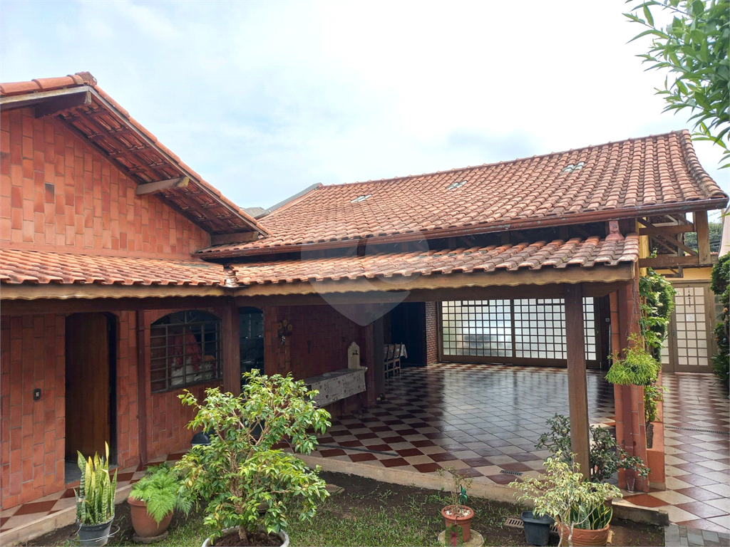 Vila Galvão Guarulhos Casa de Alto Padrão a venda com terreno de 500 m² aceita 30% em Permuta!!