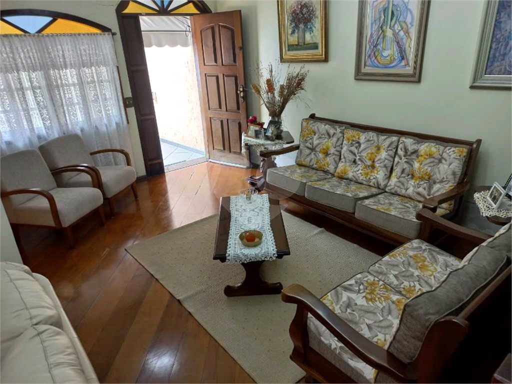 Vila Galvão Guarulhos Casa de Alto Padrão a venda com terreno de 500 m² aceita 30% em Permuta!!
