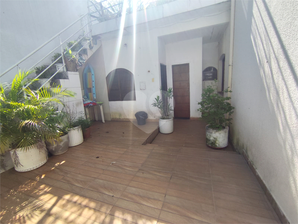 Sobrado 3 dormitórios, 2 suítes, Barro Branco