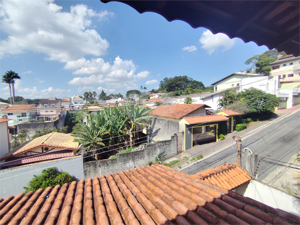 Sobrado 3 dormitórios, 2 suítes, Barro Branco