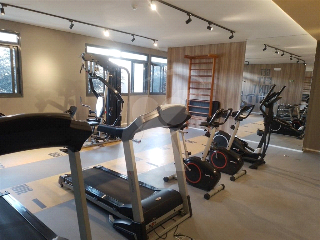 Apartamento 2 dormitórios com suíte Tucuruvi.
