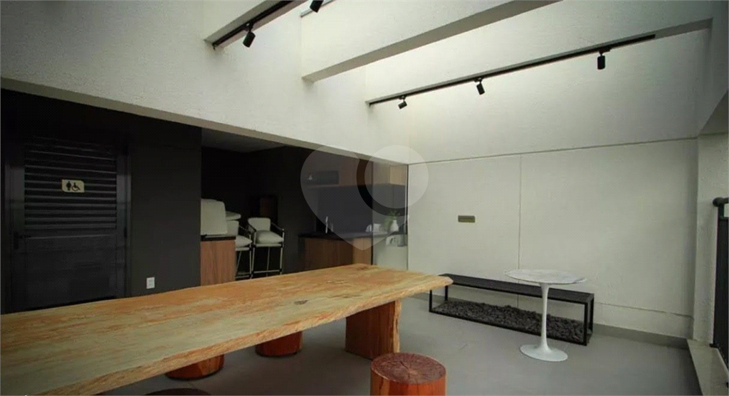 Apartamento 2 dormitórios com suíte Tucuruvi.