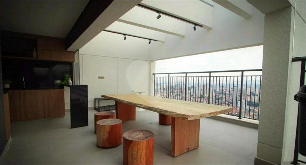 Apartamento 2 dormitórios com suíte Tucuruvi.