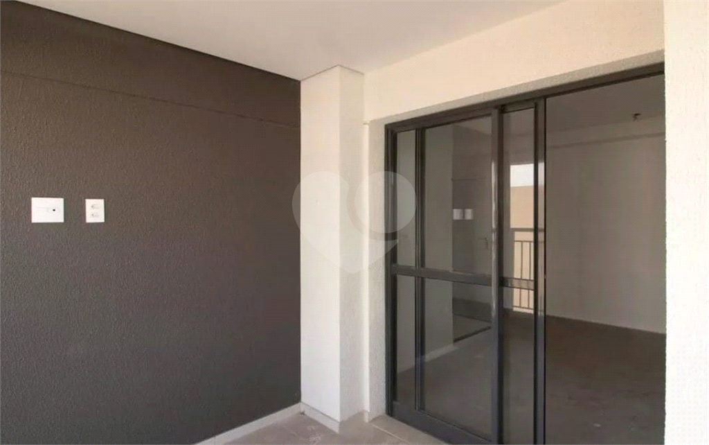 Apartamento 2 dormitórios com suíte Tucuruvi.