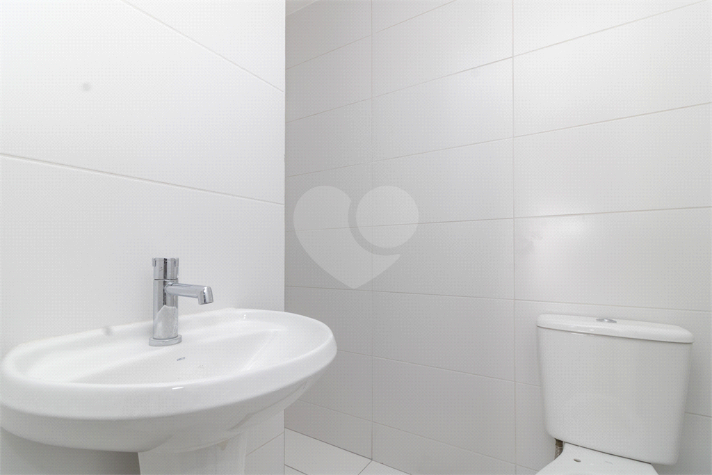 APARTAMENTO À VENDA COM 3 QUARTOS EM PERDIZES.