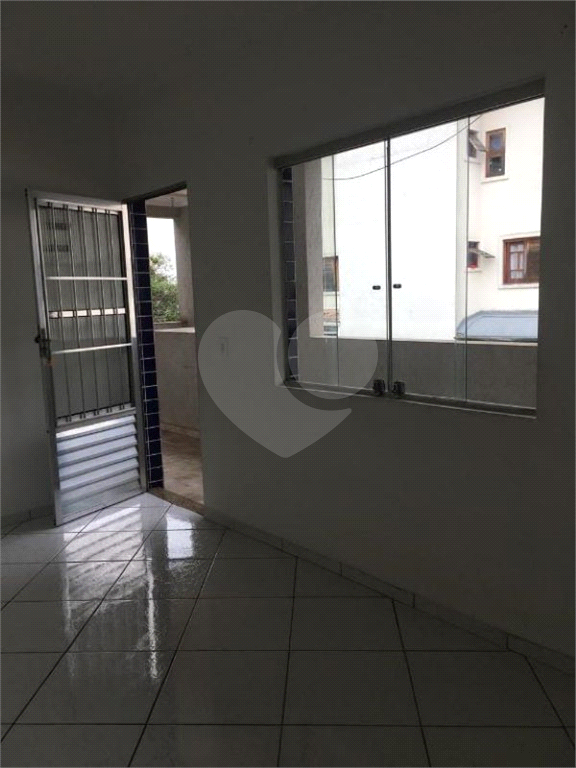Apartamento 02 dormitórios - 