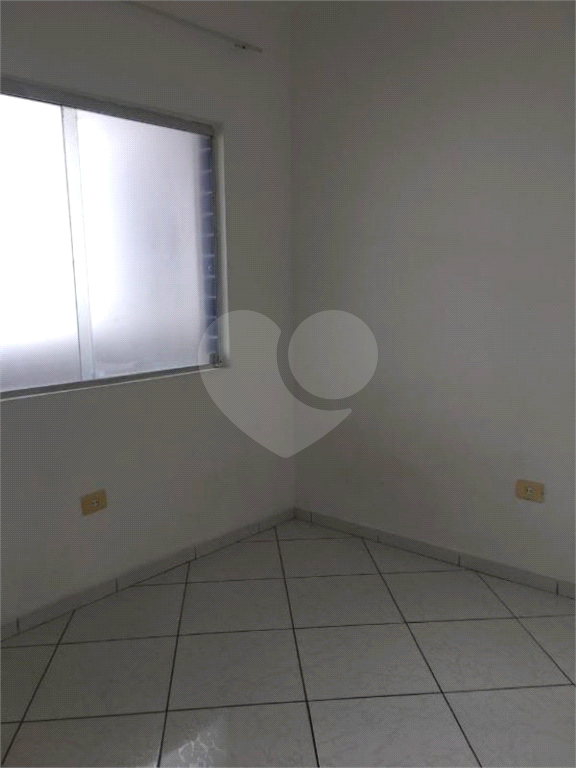 Apartamento 02 dormitórios - 