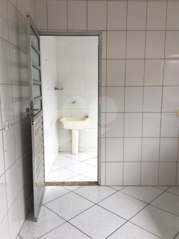 Apartamento 02 dormitórios - 