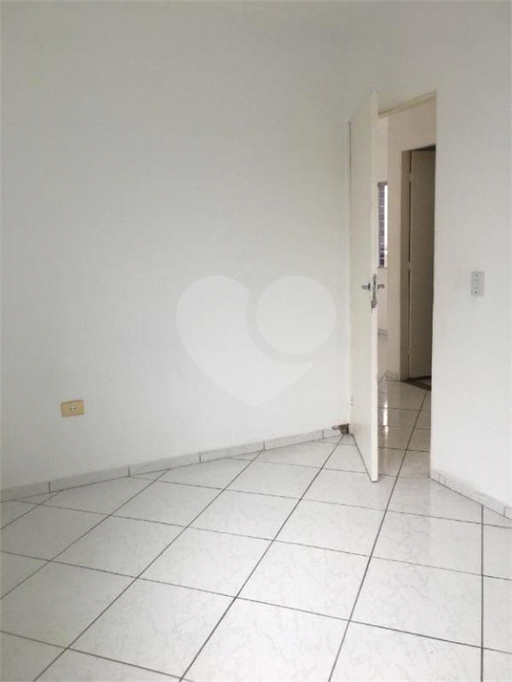 Apartamento 02 dormitórios - 