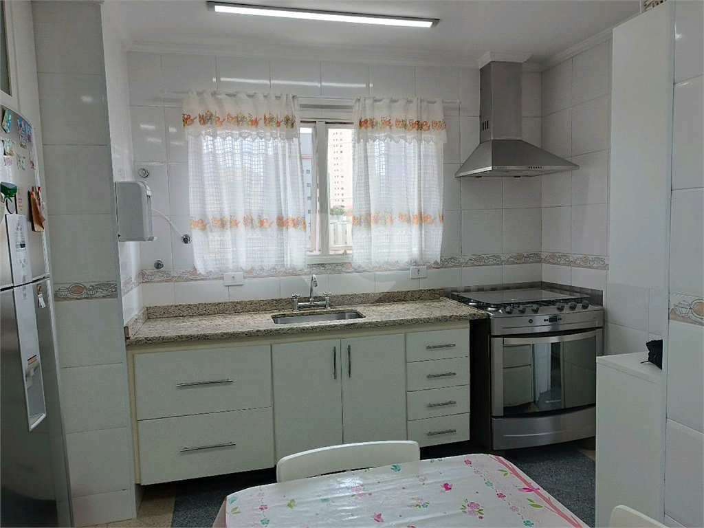 Apartamento À Venda na Vila Paulicéia