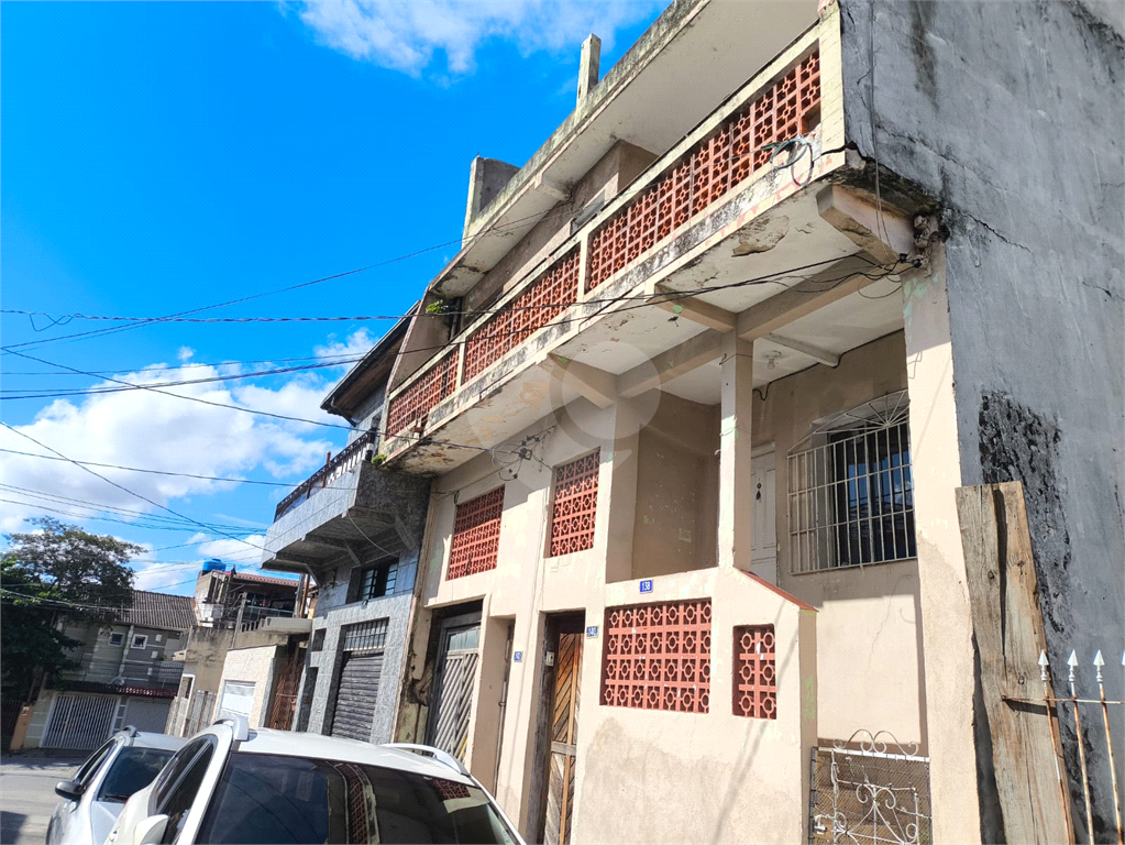 Vende-se 03 Casas no mesmo terreno 169m²