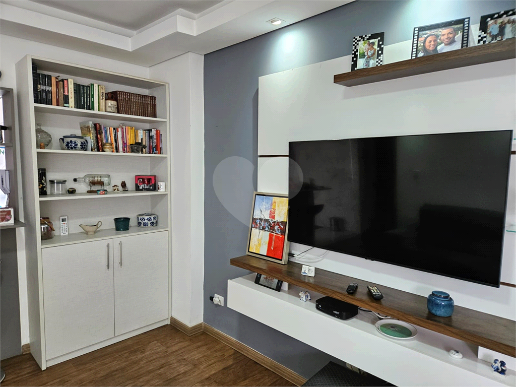 Apartamento Totalmente Reformado à Venda - 80m², com 2 dormitórios