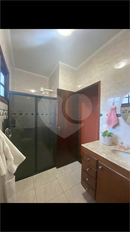 Casa à venda com 3 quartos, 250m² - Foto 14
