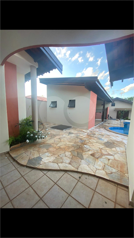 Casa à venda com 3 quartos, 250m² - Foto 9