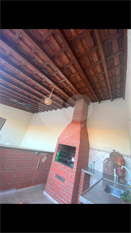 Casa à venda com 3 quartos, 250m² - Foto 13