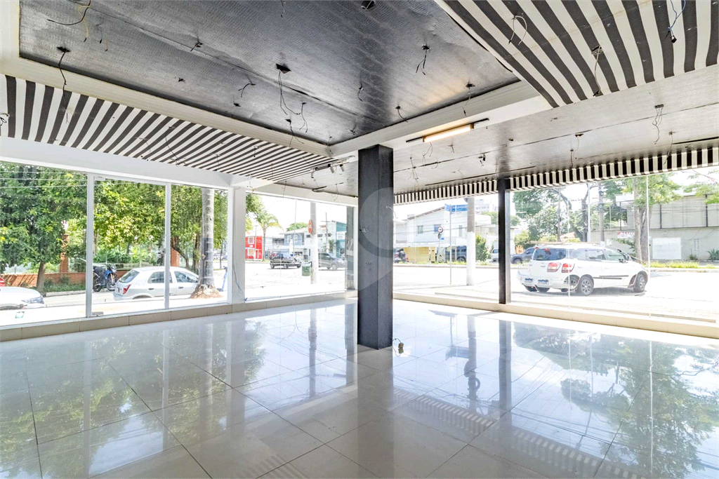 Galpão Comercial Ideal para Academia, Showroom ou Loja de Grande Porte