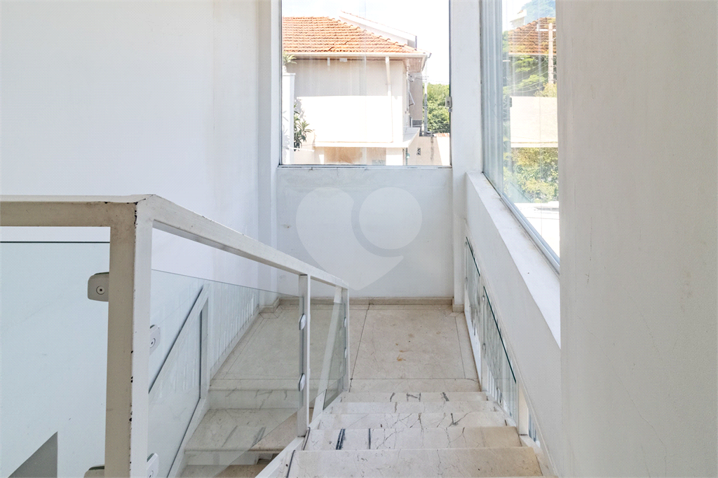 Galpão Comercial Ideal para Academia, Showroom ou Loja de Grande Porte