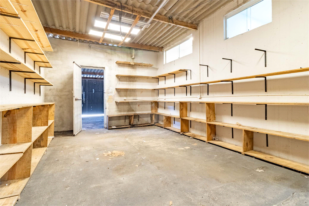 Galpão Comercial Ideal para Academia, Showroom ou Loja de Grande Porte