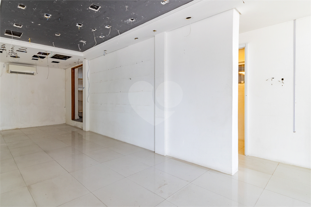 Galpão Comercial Ideal para Academia, Showroom ou Loja de Grande Porte