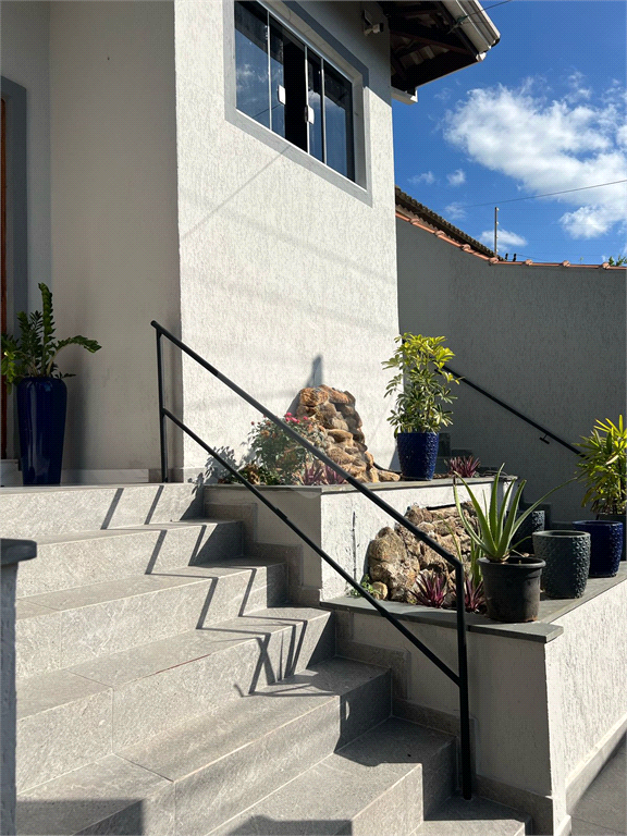 Casa, 3 quartos, 240 m² - Foto 2