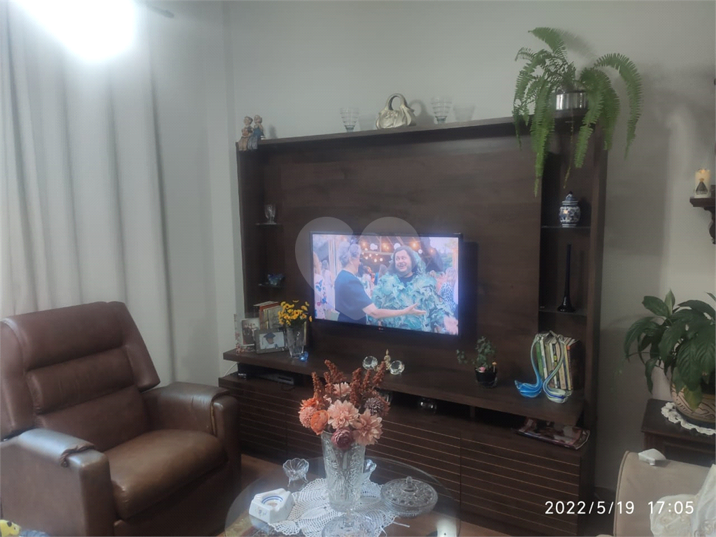 Apartamento à venda com 2 quartos, 100m² - Foto 2