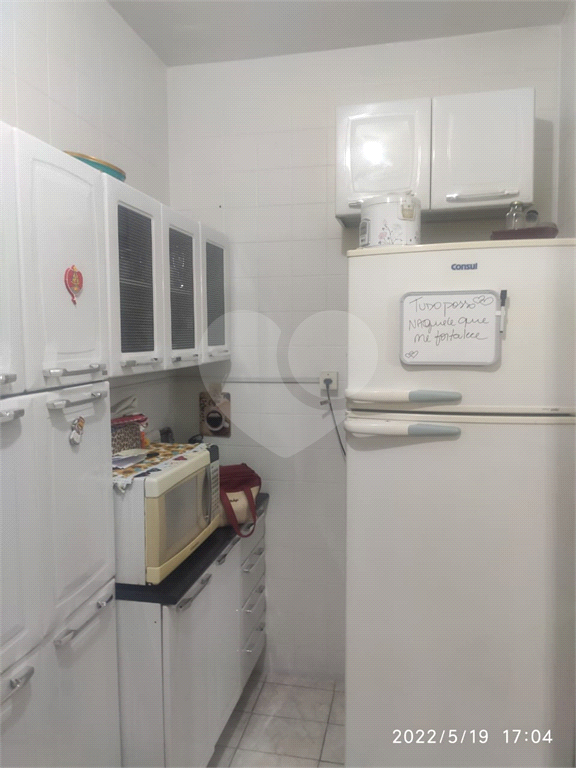 Apartamento à venda com 2 quartos, 100m² - Foto 12