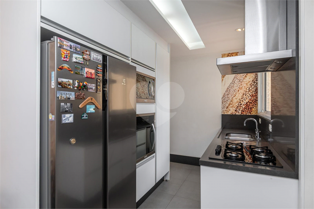 Apartamento com 3 suítes mobiliado na Vila Romana