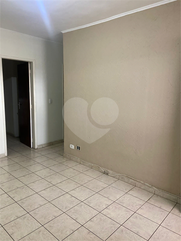 Apartamento de 2 quartos 1 vaga no bairro Jaçana.