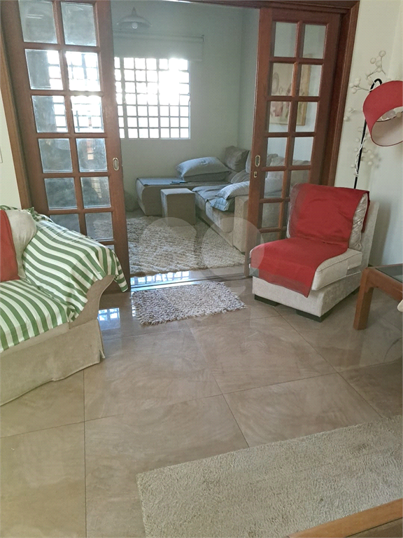 Sobrado à venda com 4 quartos, 267m² - Foto 5