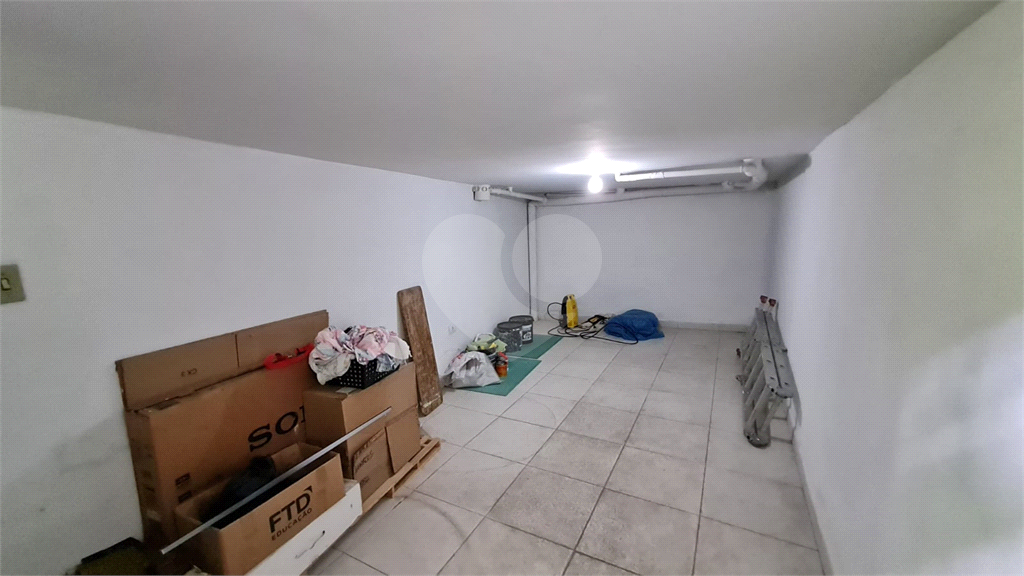 SOBRADO À VENDA | 180 M² | 3 SUÍTES | 2 VAGAS | CHURRASQUEIRA E PORÃO