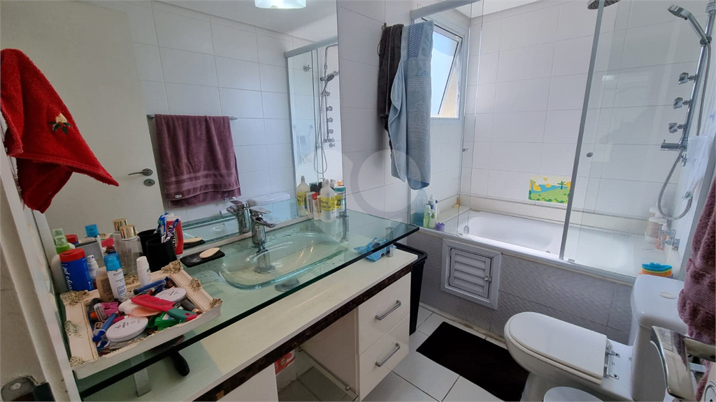 Apartamento com 2 suítes, andar alto, vista livre, lazer completo a 400m do metrô estação Brooklin