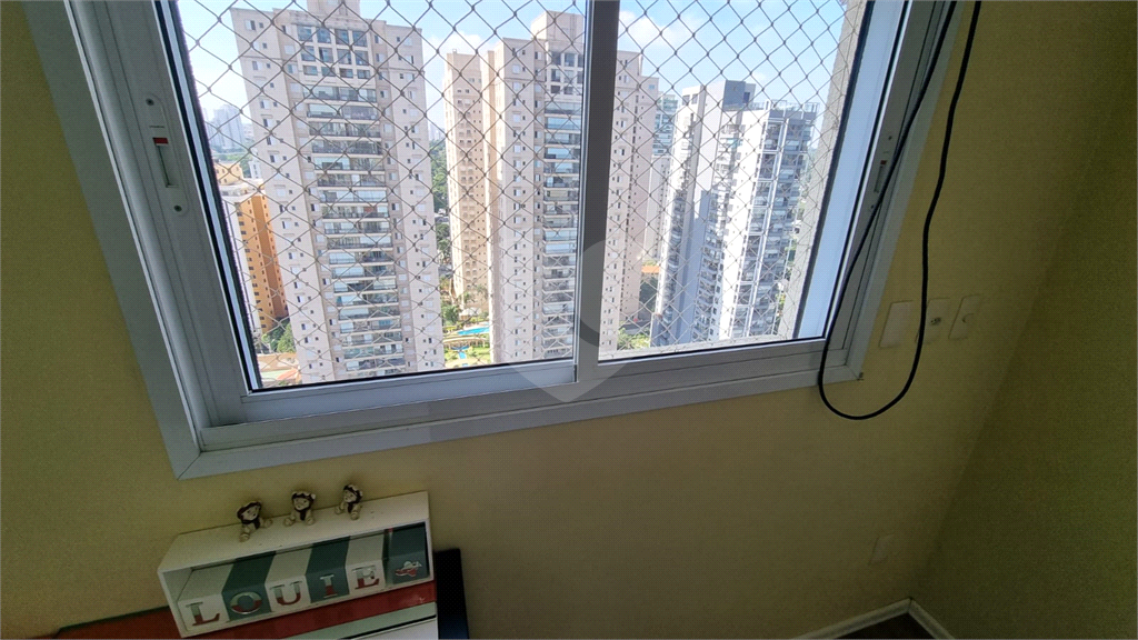 Apartamento com 2 suítes, andar alto, vista livre, lazer completo a 400m do metrô estação Brooklin