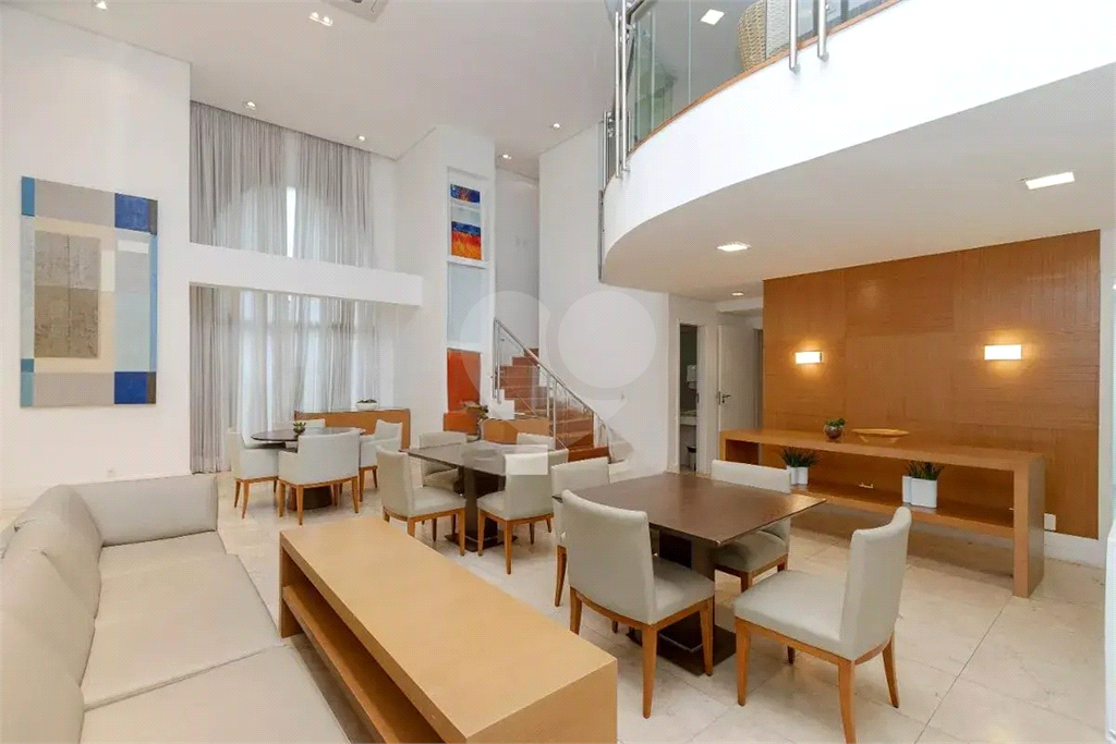 Apartamento com 2 suítes, andar alto, vista livre, lazer completo a 400m do metrô estação Brooklin