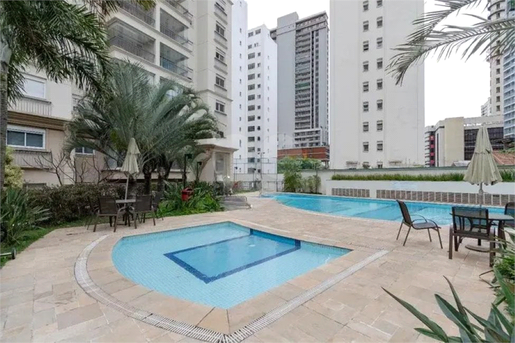 Apartamento com 2 suítes, andar alto, vista livre, lazer completo a 400m do metrô estação Brooklin