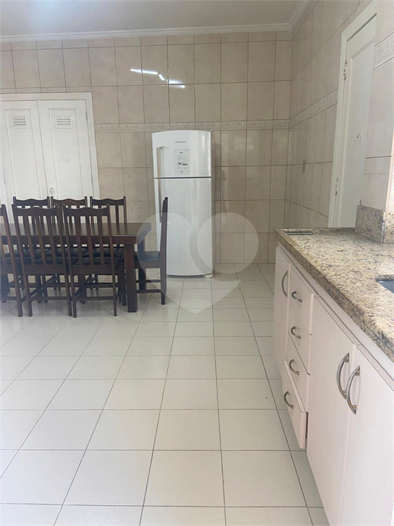 Apartamento à venda em Santa Cecília, na Rua Barão de Limeira