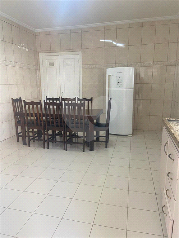 Apartamento à venda em Santa Cecília, na Rua Barão de Limeira
