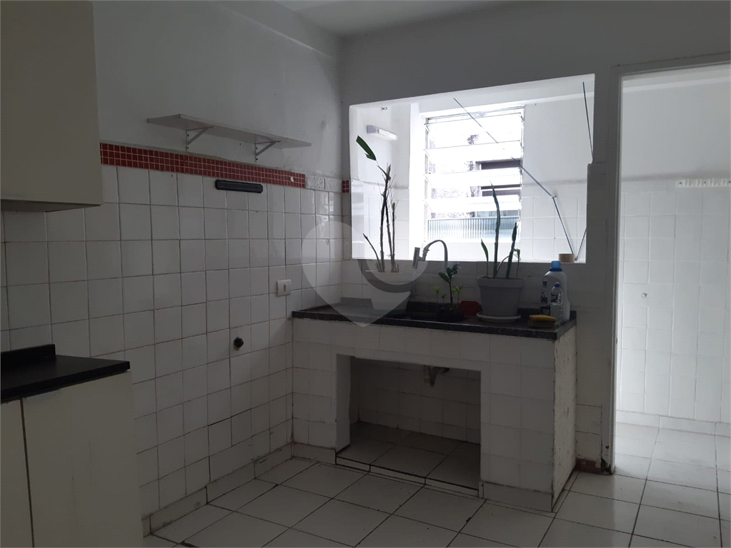 Apartamento de 87m² localizado na avenida principal do bairro de Santana, uma das regiões mais valorizadas da Zona Norte!