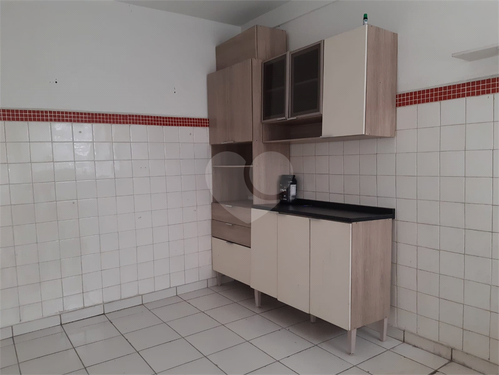 Apartamento de 87m² localizado na avenida principal do bairro de Santana, uma das regiões mais valorizadas da Zona Norte!