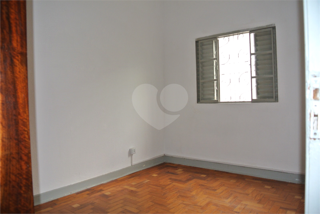 Casa de Vila - 2 dormitórios - Santa Teresinha