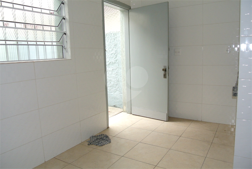 Casa de Vila - 2 dormitórios - Santa Teresinha