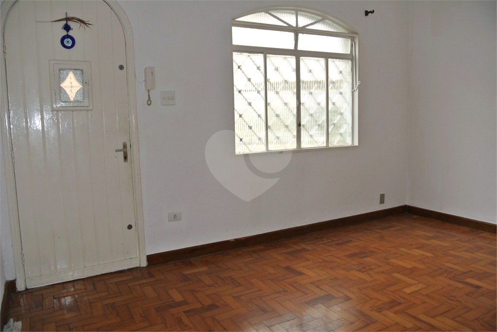 Casa de Vila - 2 dormitórios - Santa Teresinha