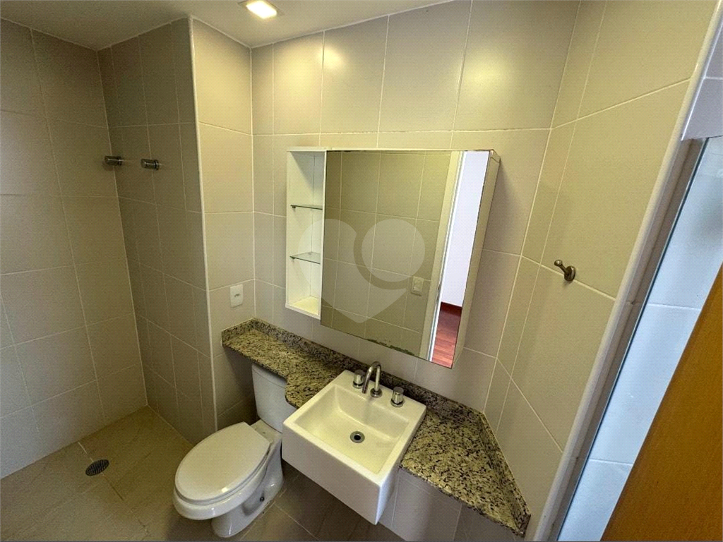 APARTAMENTO em VILA MADALENA