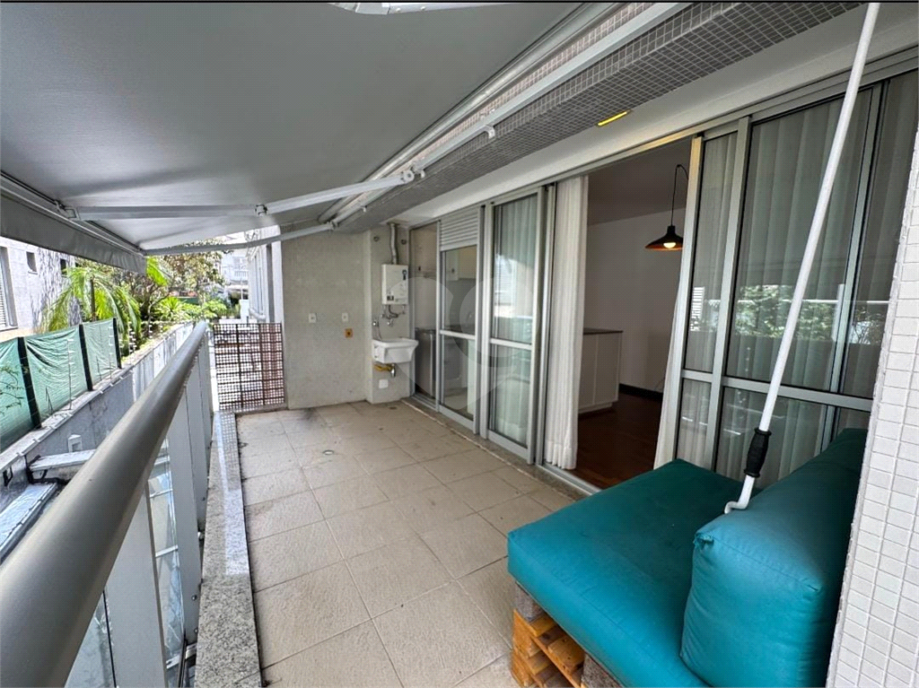 APARTAMENTO em VILA MADALENA